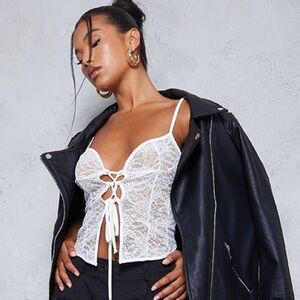 PrettyLittleThing Women's White Crop-top